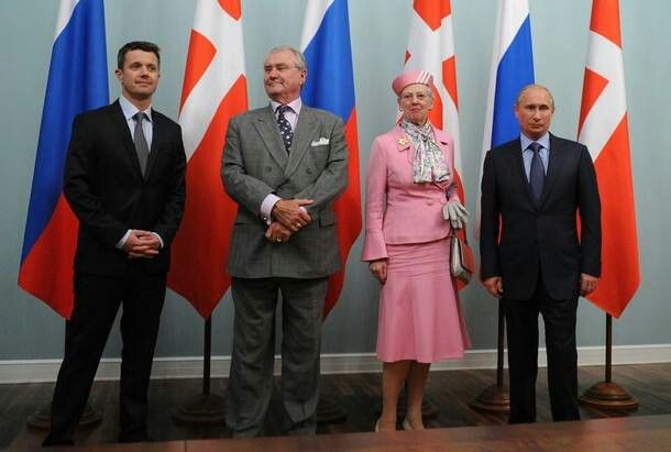 Queen Margrethe and Prince Henrik of Denmark with Vladimir Putin on a State visit to Russia, Sept 7, 2011. The visit coincided with an increase in hostilities between Denmark and Russia that is recorded in the CoW-MID data.